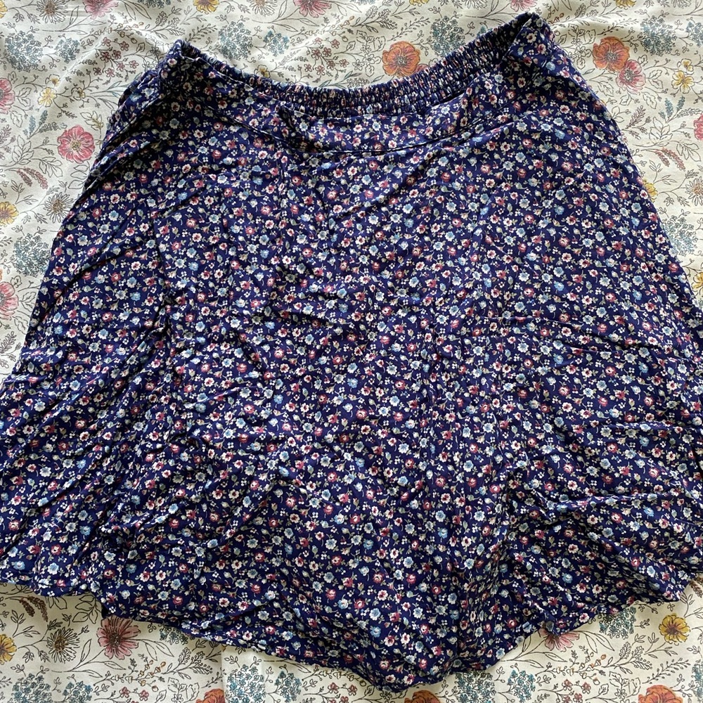 Ralph Lauren navy floral skirt size M